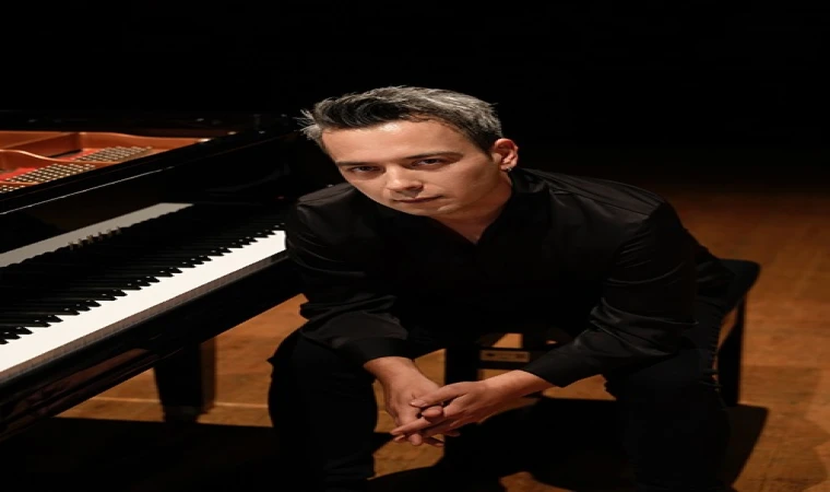 DENGİN CEYHAN, “NAZIM’A DAİR” KONSERİYLE MARMARİS’TE