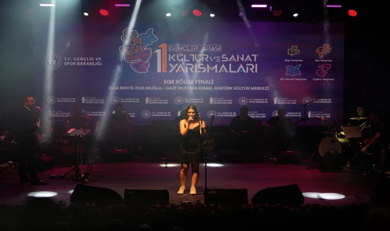 GENÇ YETENEKLER SAHNEDE DEVLEŞTİ: